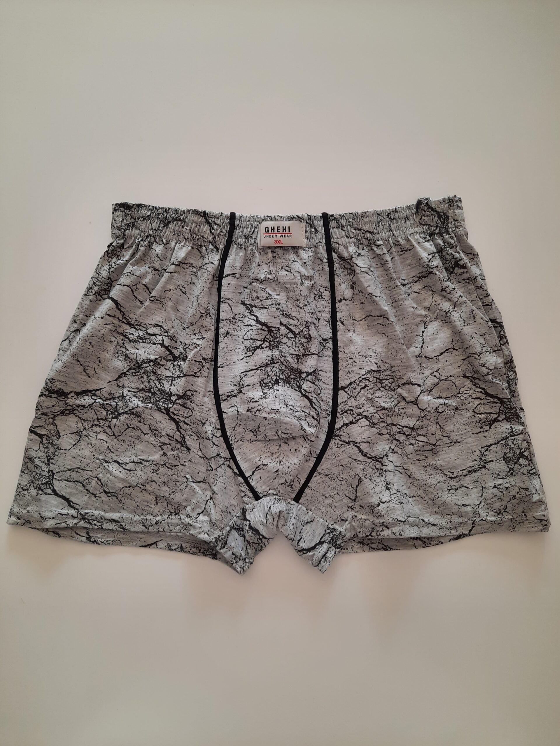 شورت پادار نخی مدل سنگی – ترکیب استایل خاص و راحتی روزمره 3 شورت پادار نخی مدل سنگی – ترکیب استایل خاص و راحتی روزمره