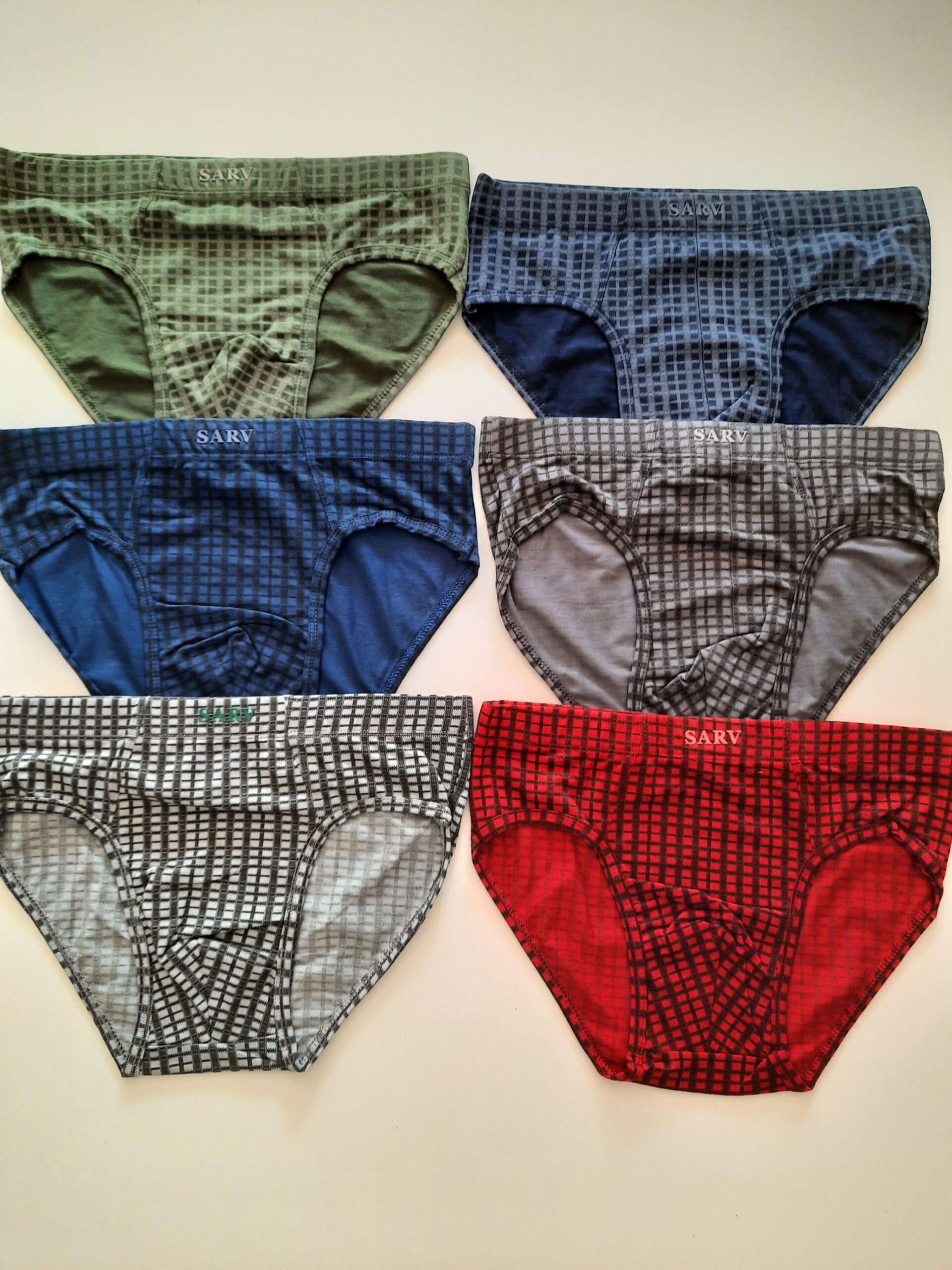 شورت نخی اسلیپ مدل چهارخونه رنگی – راحتی، استایل و تنفسپذیری در یک محصول 1 شورت نخی اسلیپ مدل چهارخونه رنگی – راحتی، استایل و تنفسپذیری در یک محصول