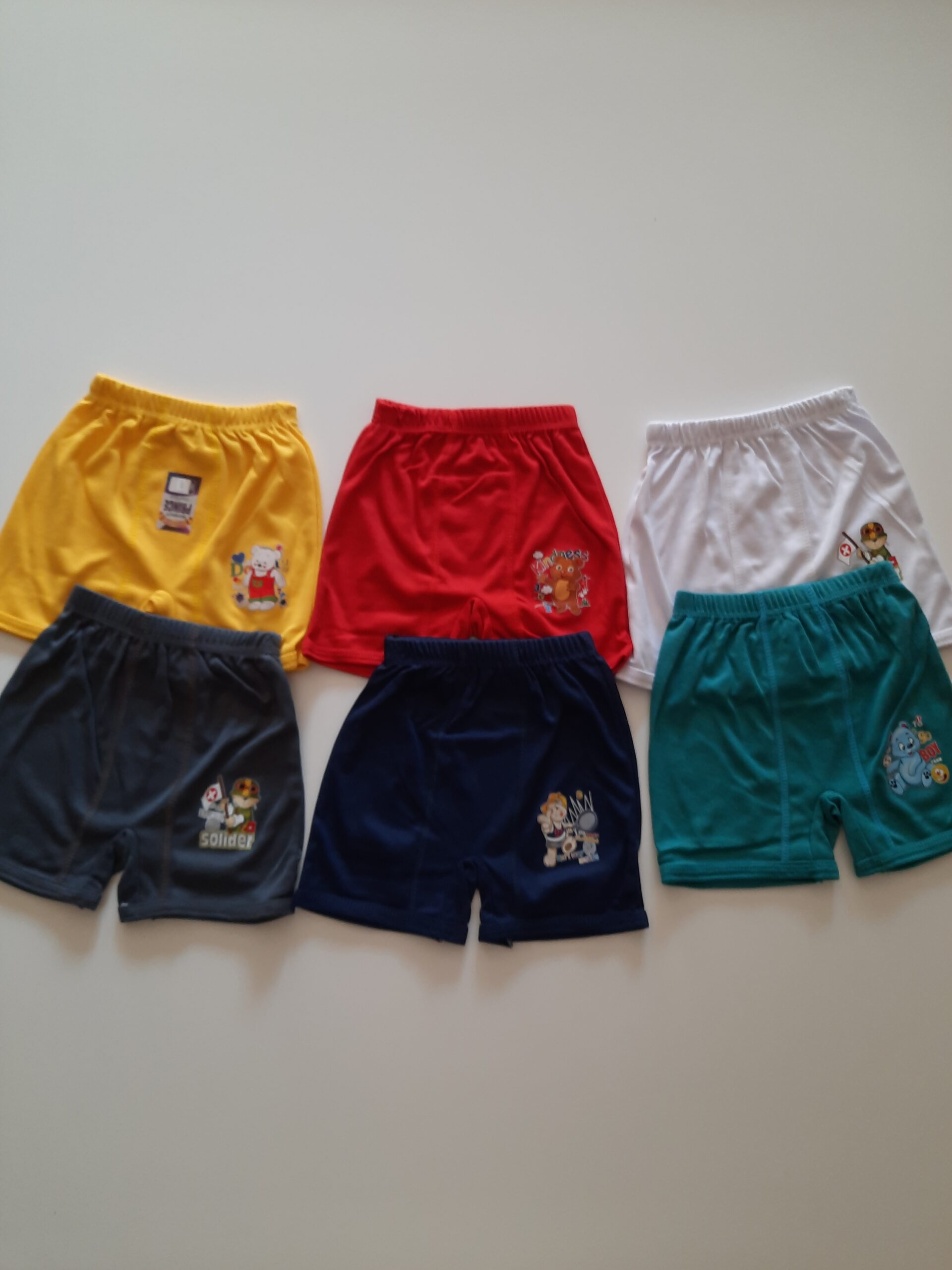 شورت پادار پسرانه نخی – آزادی حرکت و راحتی در تمام روز 1 شورت پادار پسرانه نخی – آزادی حرکت و راحتی در تمام روز