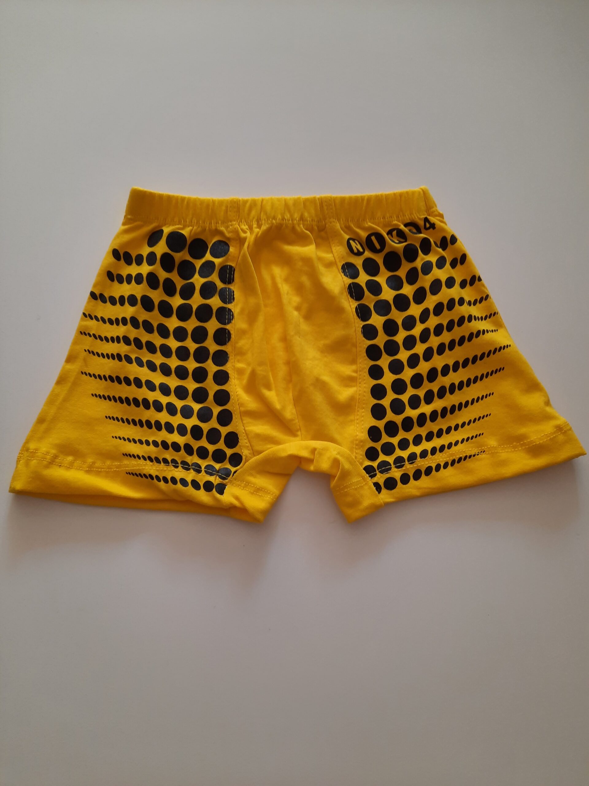 شورت پادار پسرانه نخی – راحتی و تنفسپذیری در کنار طراحی استاندارد 3 شورت پادار پسرانه نخی – راحتی و تنفسپذیری در کنار طراحی استاندارد